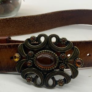 Buckle Brown distressed belt with Amber stones in buckle Sz M